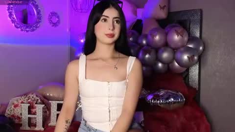 Snapshot of ashley__williamss chatting on 07-11-26, 08:44 Ashley online show from 07-11-26, 08:44