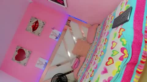 ashley_alexa online show from 12-19-25, 09:05