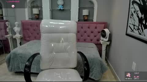 Snapshot of ashley_candy8 chatting on 10-12-25, 10:53 ashley_candy8 online show from 10-12-25, 10:53