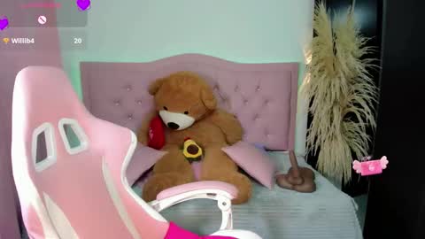 Ashley online show from 02-17-26, 10:16