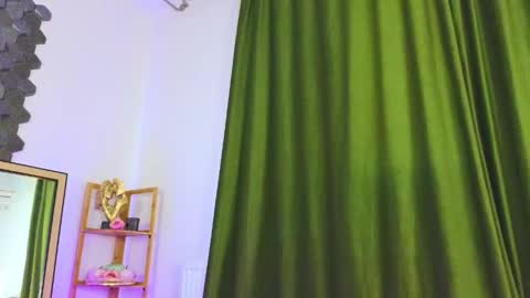 Snapshot of ashley_is_heree chatting on 03-13-26, 07:15 ashley_is_heree online show from 03-13-26, 07:15