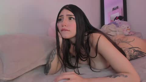 ashley_js online show from 04-29-26, 07:53