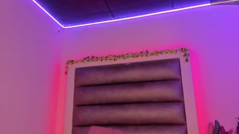 ashley_js online show from 06-11-26, 06:11