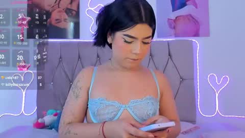 Ashley online show from 04-25-26, 01:41