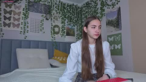 Ashle online show from 09-17-25, 05:09