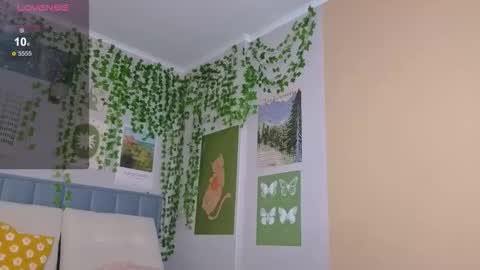 Ashle online show from 10-11-25, 03:50