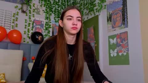 Ashle online show from 10-23-25, 04:23