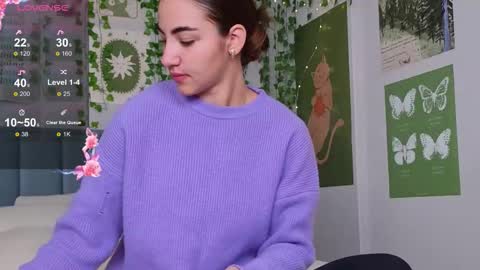 Ashle online show from 11-25-25, 04:12