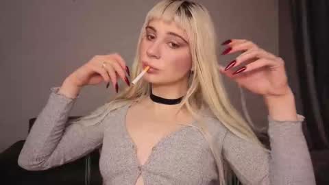 Snapshot of ashley_urban chatting on 01-09-26, 04:59 Ashley online show from 01-09-26, 04:59