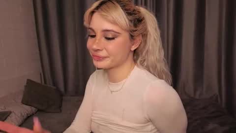 Snapshot of ashley_urban chatting on 03-09-26, 02:59 Ashley online show from 03-09-26, 02:59