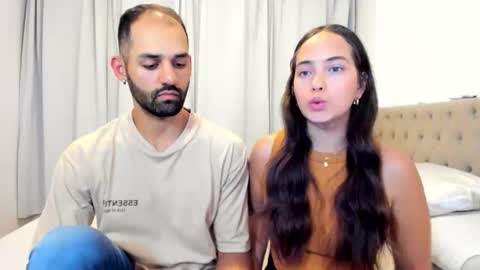 Snapshot of ashleyandzamir chatting on 10-01-25, 08:15 Ashley  Zamir online show from 10-01-25, 08:15