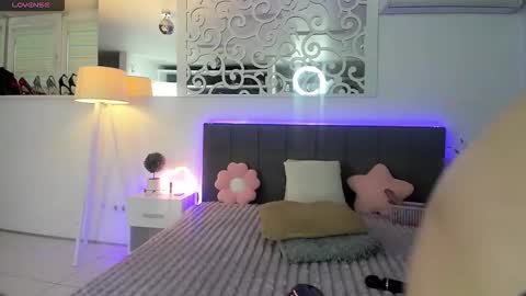 AshleyJonse online show from 11-24-25, 06:02