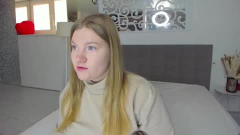 AshleyJonse online show from 01-12-26, 06:29