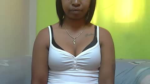 Snapshot of ashleyqueen_x chatting on 10-11-25, 08:57 ashleyqueen X online show from 10-11-25, 08:57