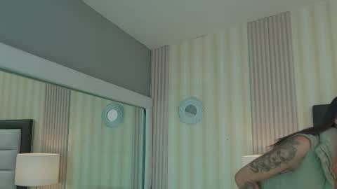 Snapshot of ashleyroberh chatting on 06-21-26, 11:57 AshleyRoberh online show from 06-21-26, 11:57
