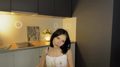 Ashley online show from 11-03-25, 09:27