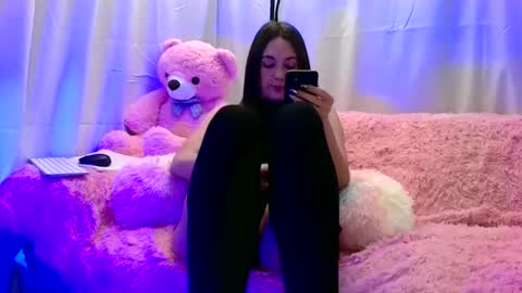 Ashley online show from 12-02-24, 01:24