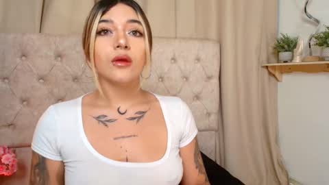 Ashley Lauren online show from 03-07-25, 04:13