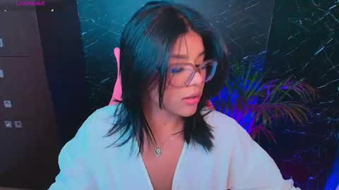 Ashleyy18   online show from 09-20-25, 11:39