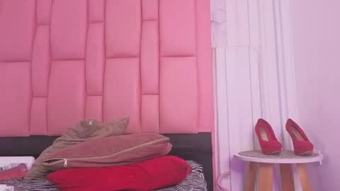 ashlleyray online show from 04-28-26, 06:57