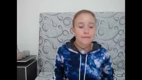 Snapshot of ashly_93 chatting on 01-19-25, 11:10 engel online show from 01-19-25, 11:10