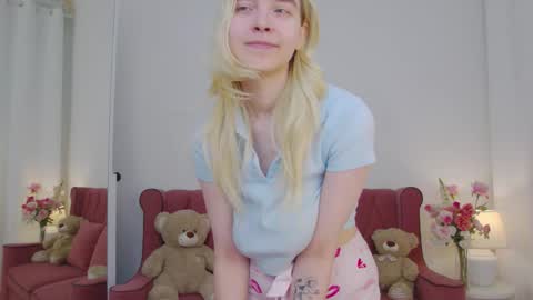 ashly_cherry online show from 10-15-25, 11:43