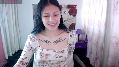 Snapshot of ashly_little2 chatting on 09-19-25, 11:33 Ashly online show from 09-19-25, 11:33