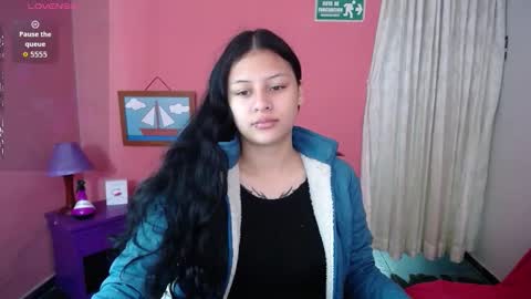 Snapshot of ashly_little2 chatting on 10-10-25, 11:31 Ashly online show from 10-10-25, 11:31