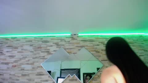 Snapshot of ashlye_hill chatting on 02-20-25, 03:23 Ashlye  online show from 02-20-25, 03:23