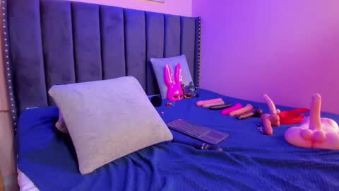 Snapshot of ashlye_miller_ chatting on 02-09-25, 06:33 ashlye_miller_ online show from 02-09-25, 06:33