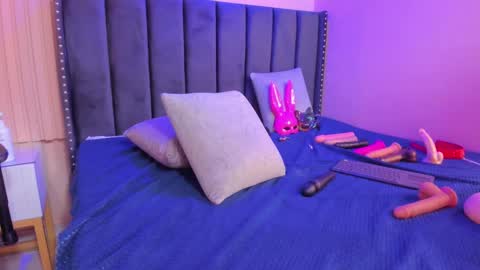 Snapshot of ashlye_miller_ chatting on 02-09-25, 09:37 ashlye_miller_ online show from 02-09-25, 09:37