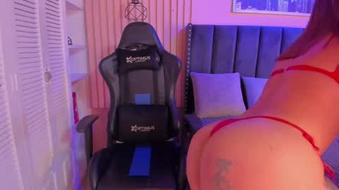 Snapshot of ashlye_miller_ chatting on 03-05-25, 03:51 ashlye_miller_ online show from 03-05-25, 03:51