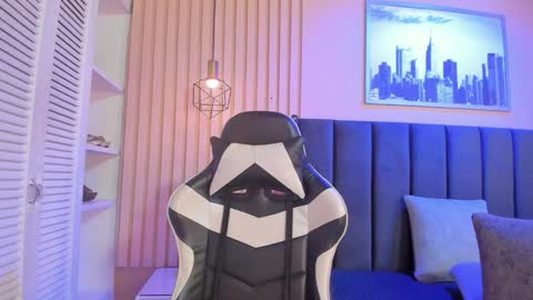 Snapshot of ashlye_miller_ chatting on 11-21-25, 04:00 ashlye_miller_ online show from 11-21-25, 04:00