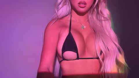 Snapshot of ashlynkira chatting on 03-26-26, 03:01 ashlynkira online show from 03-26-26, 03:01