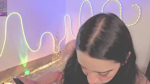 Snapshot of ashlynnlowe_ chatting on 12-03-25, 08:07 Ash online show from 12-03-25, 08:07