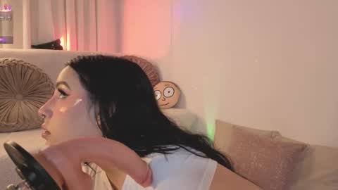 Snapshot of ashlynnlowe_ chatting on 02-26-26, 10:20 Ash online show from 02-26-26, 10:20