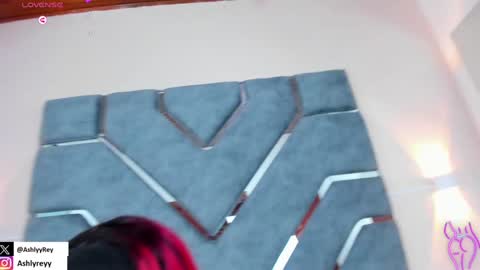 Snapshot of ashlyrey_1 chatting on 12-31-24, 07:07 Ashly online show from 12-31-24, 07:07