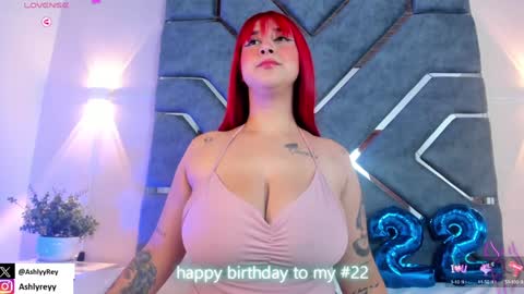 Snapshot of ashlyrey_1 chatting on 01-22-25, 07:45 Ashly online show from 01-22-25, 07:45