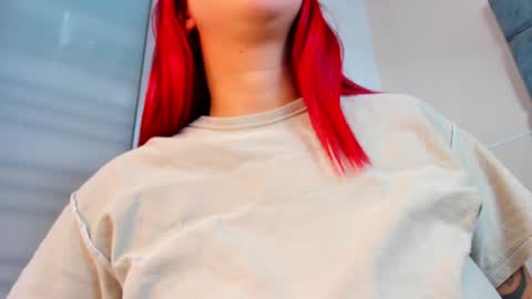 Snapshot of ashlyrey_1 chatting on 02-05-25, 01:58 Ashly online show from 02-05-25, 01:58