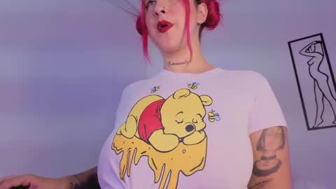 Snapshot of ashlyrey_1 chatting on 10-12-25, 06:51 Ashly online show from 10-12-25, 06:51