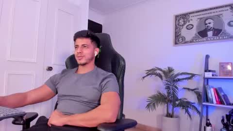 my name real is camilo online show from 11-13-25, 09:03