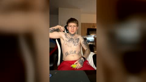 Snapshot of asiababy1 chatting on 04-02-26, 09:40 frankie online show from 04-02-26, 09:40