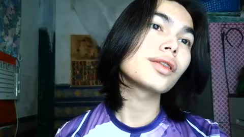 asian_babyboi online show from 06-18-26, 11:36