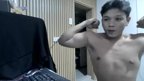 Snapshot of asian_calid22xx chatting on 01-07-26, 03:58 asian_calid22xx online show from 01-07-26, 03:58