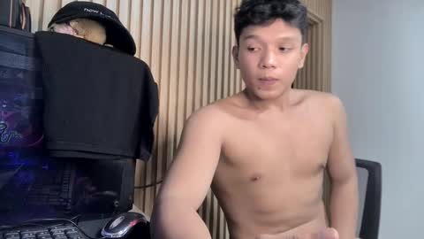 Snapshot of asian_calid22xx chatting on 03-11-26, 06:25 asian_calid22xx online show from 03-11-26, 06:25