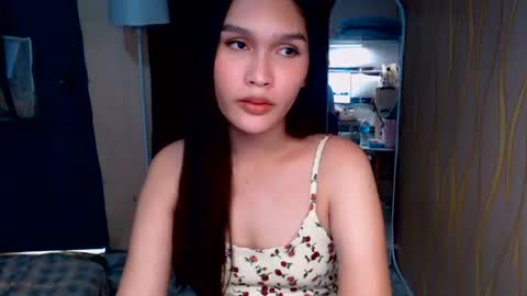 Snapshot of asian_glamm chatting on 07-13-26, 08:06 ANITA online show from 07-13-26, 08:06