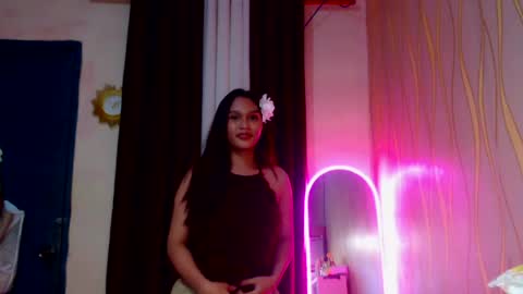 Snapshot of asian_glamm chatting on 07-25-26, 06:27 ANITA online show from 07-25-26, 06:27