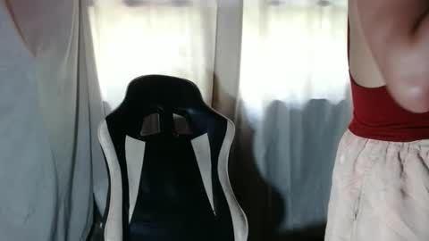 Snapshot of asian_khimy chatting on 09-30-25, 02:49 asian_khimy online show from 09-30-25, 02:49