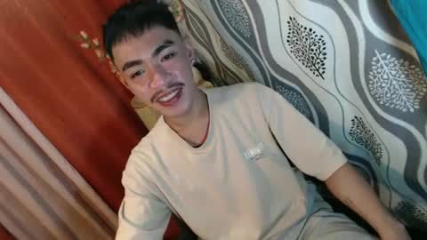 Snapshot of asian_kimxxx chatting on 01-18-25, 11:11 don online show from 01-18-25, 11:11