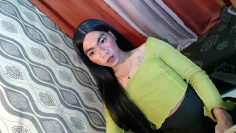 Snapshot of asian_kimxxx chatting on 02-03-25, 09:52 don online show from 02-03-25, 09:52